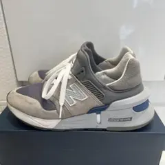 New Balance 997S スニーカー 定番グレー　希少！のサムネイル