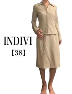 【美品】INDIVI スカートセットアップ　スーツ　ベージュ　ラメ　38M