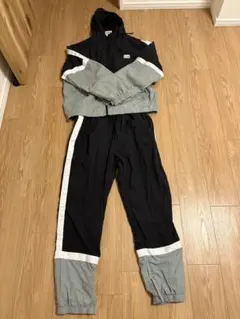 青空様 NIKE スウォッシュナイロンジャケットのみ - メルカリ