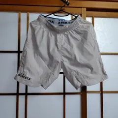 ATHLETA ハーフパンツ　サイズＳ
