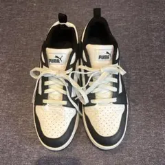 PUMA スニーカー リバウンド V6 ロウ　ホワイト/ブラック　25.5cm
