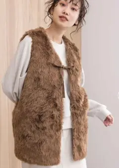 ★【niko and...】リバーシブルファーベストブラウン★