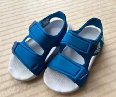 adidas サンダル　14センチ