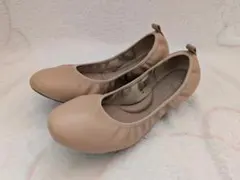 未使用 ROCKPORTTravisバレエシューズ ベージュ 24-24.5cmのサムネイル