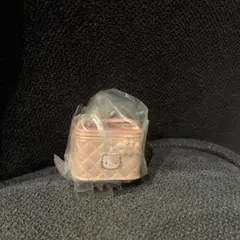 ハローキティ　レトロミニチュアチャーム　ガチャガチャ　キルト　バニティーポーチ