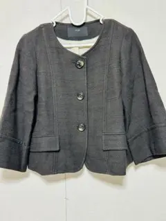 et vous エヴー 黒系ジャケット サイズ38 美品‼️のサムネイル