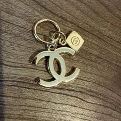 CHANEL ココマーク チャーム ゴールド