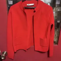 ZARAノーカラーニットジャケット赤