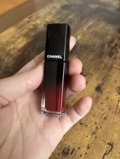 CHANEL ルージュ アリュール ラック 74のサムネイル