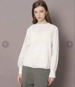 新品　DRESSTERIOR リバーレースブラウス　ホワイト　アンティークのサムネイル
