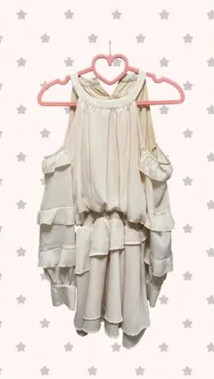 アイボリー オフショルダーフリルシャツ