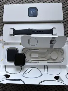 Apple Watch Series 9 本体 充電ケーブル バンド付き　45㎜