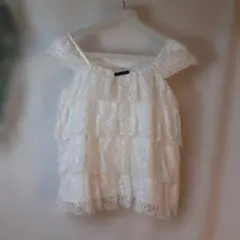 530 レッセパッセ 38 レース　フリル　トップスのサムネイル