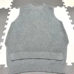 ユニクロ［M］ニットベスト／ノースリーブ