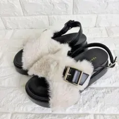 【極美品】金子麻貴×TEMPERATE ファー付 2WAY サンダル 黒【12】のサムネイル