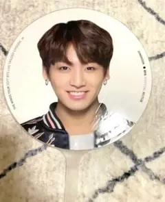 BTS ジョングク うちわ　公式　wings
