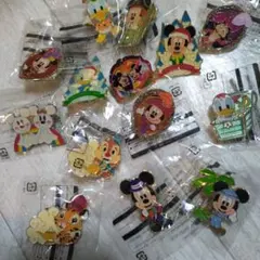 ディズニーキャラクター ピンバッジ 14個セット