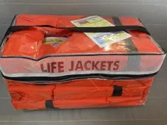USCG（アメリカ沿岸警備隊）承認のライフジャケット　4枚セット 新品