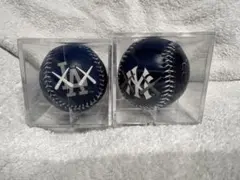 MLB×KAWS ドジャース ヤンキース ローリングスボール 2個セットのサムネイル