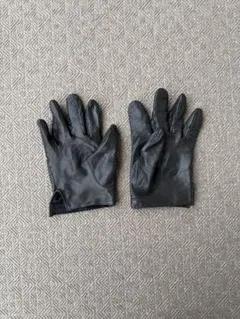 黒のレザー手袋