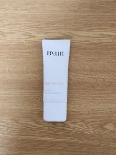 バイユア　セラムフィット ヴェール デイ UV エッセンス