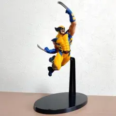 ウルヴァリン ジャンプポーズ フィギュア