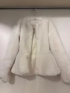 定価9万円 Adam et Rope アイボリー ファーコート - メルカリ