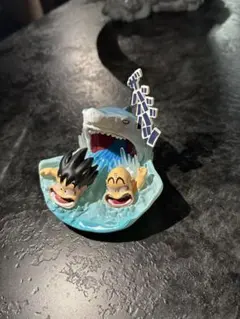 ドラゴンボール フィギュア 孫悟空 クリリン サメ