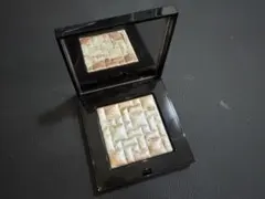 BOBBI BROWN ハイライティングパウダー 01ピンクグロウのサムネイル