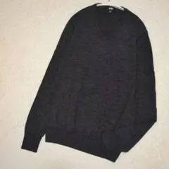 UNIQLO エクストラファインメリノ Vネックセーター　М　ダークグレー