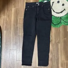 ローリーズファームLOWRYSFARM デニムパンツ　スキニーパンツ　黒