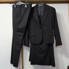 レディーススーツ　3点セット