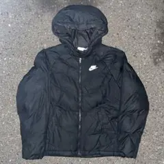 Nike ブラック ダウンジャケット フード付き