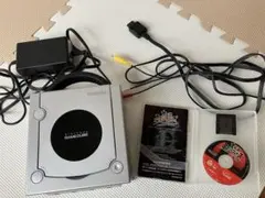 e*m様 Nintendo GameCube 【本体裏フタ・コントローラー・箱無