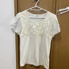 TRUDEA 半袖カットソー 花柄レース パール装飾のサムネイル
