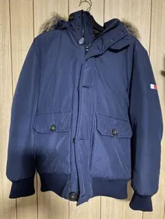 ネイビー ダウンジャケット