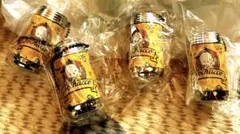 缶型ライトチャーム　ポチャッコ4つセット