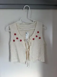 【新品タグ付】GU レーシーエンブロイダリージレ 花柄刺繍 オフホワイトのサムネイル