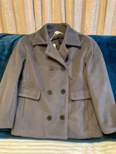 襟付きコートおしゃれなグレー