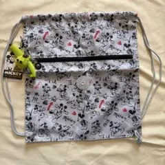 激レア APE × Disneyミッキー マウス kaws シャーク ぬいぐるみ - メルカリ