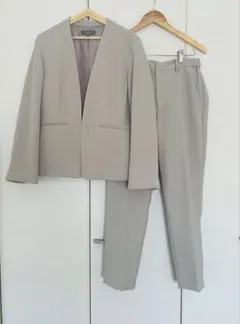 【着用1回】UNITED ARROWSレディースジャケット パンツセットアップ