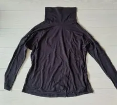 ユニクロ　HEATTECH EXTRA WARM ブラック 長袖 S　極暖