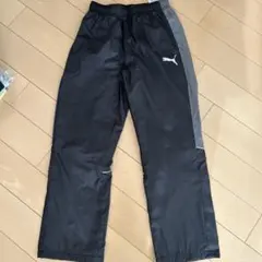 【美品】PUMA シャカシャカパンツ　ウィンドブレーカーパンツ　140　ブラック