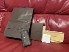 Louis Vuitton モノグラムキーケース　4連　箱　袋付き