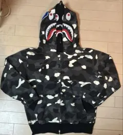 ［激レア］A BATHING APE シャークパーカー 迷彩柄のサムネイル