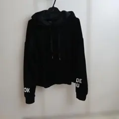 ベロア素材☆ブラックフードパーカー