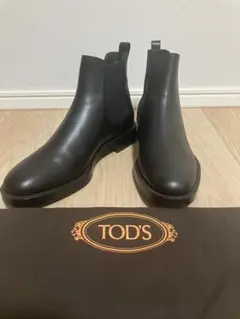 TOD'S サイドゴアブーツ ブラック　1/37
