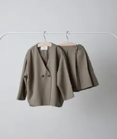 カーキ ダブルボタン スーツ・ブレザー 120cm