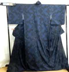 未使用しつけ付☆本場奄美大島紬☆証紙あり☆焦茶色☆着丈163☆裄丈68 楽天市場】本場奄美大島紬（着物｜和服）：レディース