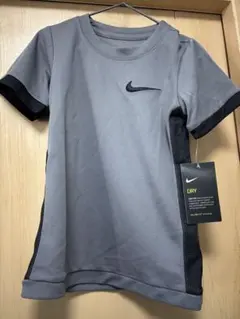 半袖　Tシャツ　ナイキ　シャツ